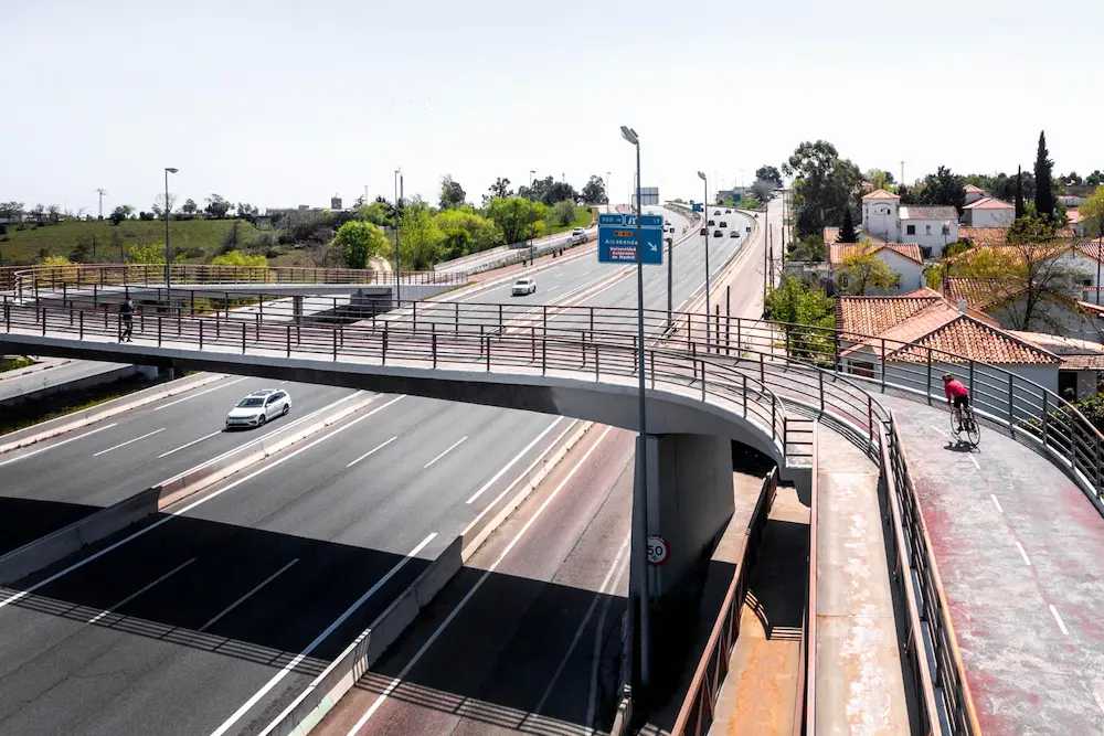 Diferencia entre autovía y autopista